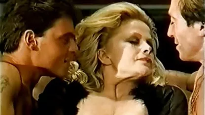 Berhubungan seks dengan gadis artis indo xxx video cantik