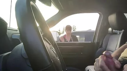 Adik menggoda menggoda saudara laki-laki p0rn indo