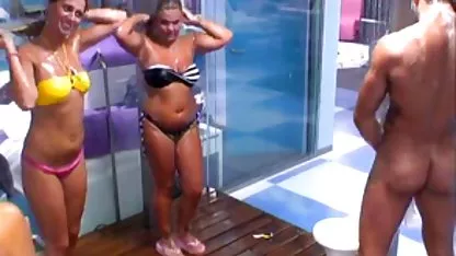 Ginekolog berbakat memijat pasiennya yang video sex para artis indonesia sangat dingin