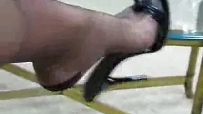 Klien bercerai dengan agen real estat dengan tato dan gudang xxx indo kacamata seks