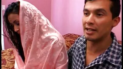 Pirang dewasa ditumbuk xxx indonesia durasi panjang di pantat dan dipaksa untuk menghisap kontol