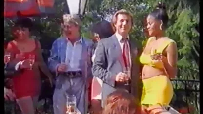 Dengan menjerit pantat xxxii indo dibingkai