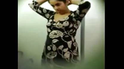 Dengan gadis itu melakukan semua yang mereka inginkan full sex artis indonesia