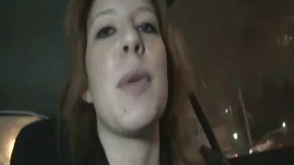 Tukang pijat porn seks indo membuat klien berambut merah menghisap penisnya