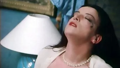 Gadis duduk di wajah Bung xxx mama indonesia tunduk vagina