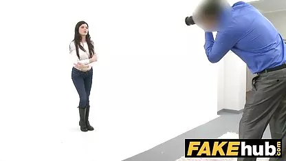 Seorang pria mengisi mulutnya dengan sperma mom indo porn panas cewek Asia dengan seragam sekolah